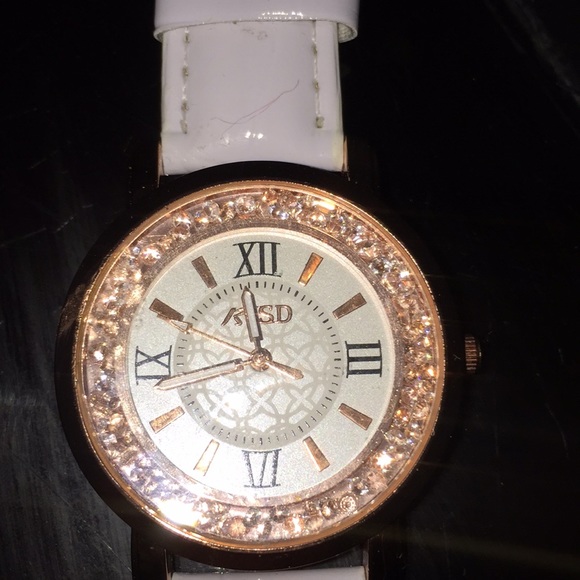 Watch - Picture 1 of 1